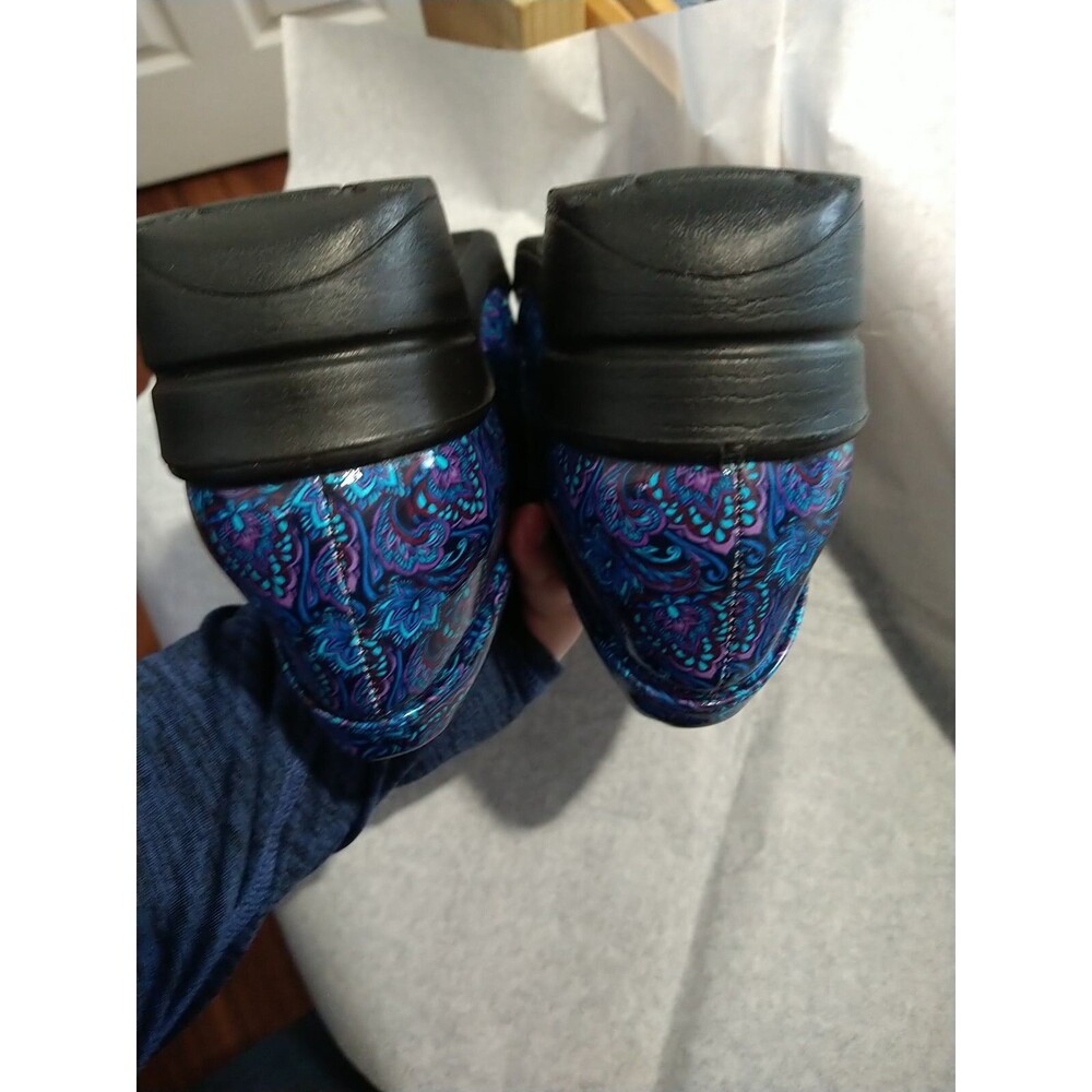 Easy Works Stress Reducing Blue Purple Paisley Nursing Shoes Size 11 - Picture 7 of 9